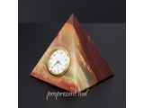 Piramida cu ceas din onix