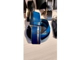 Мужской кожаный ремень синего цвета с  пряжкой-автомат